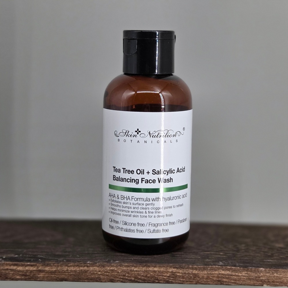 Skin Nutrition Tea Tree Oil Salicylic Acid Face Wash 4oz Acne Pore Cleansing NEW